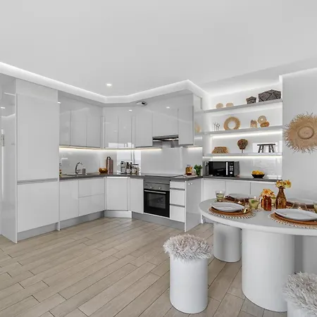 Apartmán Ocean Garden Sunset & Sunrise - Heated Pool - Ac - Lounge Zone