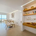 Ocean Garden Sunset & Sunrise - Heated Pool - Ac - Lounge Zone Apartament *