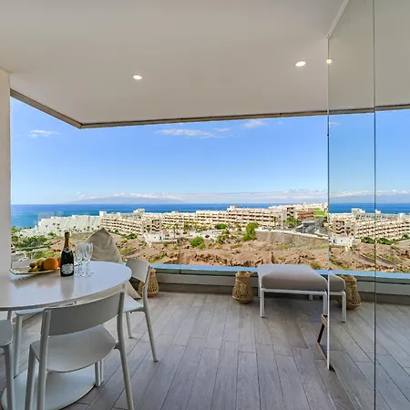 Ocean Garden Sunset & Sunrise - Heated Pool Appartement