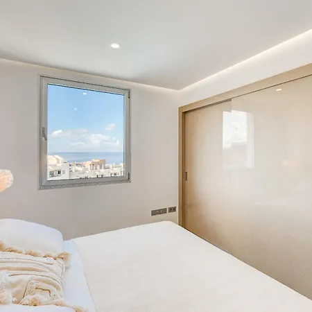 Ocean Garden Sunset & Sunrise - Heated Pool - Ac - Lounge Zone 아파트