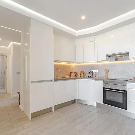 Ocean Garden Sunset & Sunrise - Heated Pool Apartament