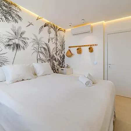 Ocean Garden Sunset & Sunrise - Heated Pool - Ac - Lounge Zone 아데제
