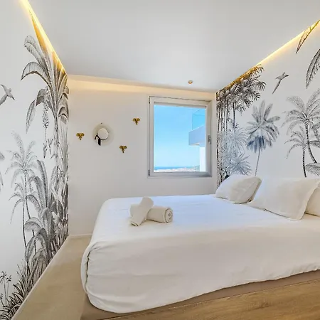 Ocean Garden Sunset & Sunrise - Heated Pool - Ac - Lounge Zone