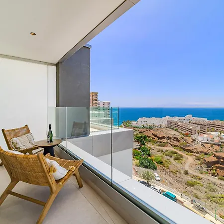 Ocean Garden Sunset & Sunrise - Heated Pool アデヘ