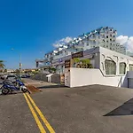 Ocean Garden Sunset&Sunrise - heated pool - airco *